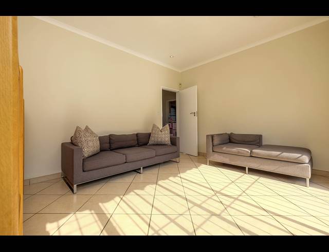 4 BEDROOM HOUSE FOR SALE IN GALLO MANOR